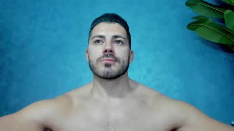 Snapshot of muscularmaster chatting on 11.06.25 muscularmaster onlyfans online show from 11.06.25