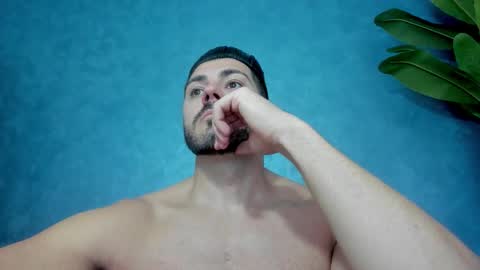 Snapshot of muscularmaster chatting on 11.09.25 muscularmaster onlyfans online show from 11.09.25