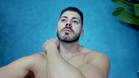 Snapshot of muscularmaster chatting on 11.29.25 muscularmaster onlyfans online show from 11.29.25