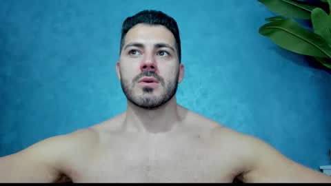 Snapshot of muscularmaster chatting on 12.03.25 muscularmaster onlyfans online show from 12.03.25