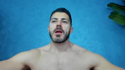 Snapshot of muscularmaster chatting on 05.15.26 muscularmaster onlyfans online show from 05.15.26