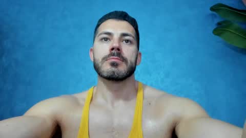 Snapshot of muscularmaster chatting on 05.16.26 muscularmaster onlyfans online show from 05.16.26