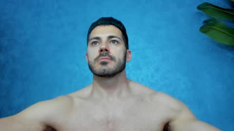 Snapshot of muscularmaster chatting on 05.21.26 muscularmaster onlyfans online show from 05.21.26