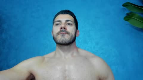Snapshot of muscularmaster chatting on 05.24.26 muscularmaster onlyfans online show from 05.24.26