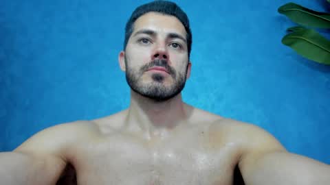 Snapshot of muscularmaster chatting on 05.29.26 muscularmaster onlyfans online show from 05.29.26