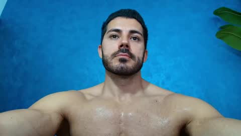 Snapshot of muscularmaster chatting on 06.02.26 muscularmaster onlyfans online show from 06.02.26