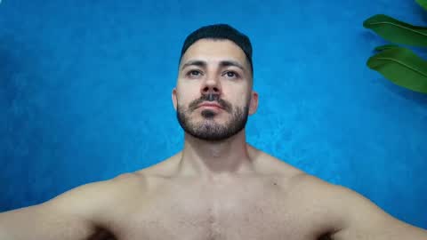 Snapshot of muscularmaster chatting on 06.03.26 muscularmaster onlyfans online show from 06.03.26