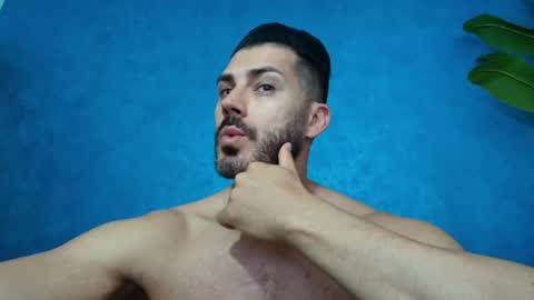 Snapshot of muscularmaster chatting on 06.09.26 muscularmaster onlyfans online show from 06.09.26