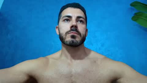 Snapshot of muscularmaster chatting on 06.14.26 muscularmaster onlyfans online show from 06.14.26