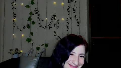 Jeneva online show from 02.12.26
