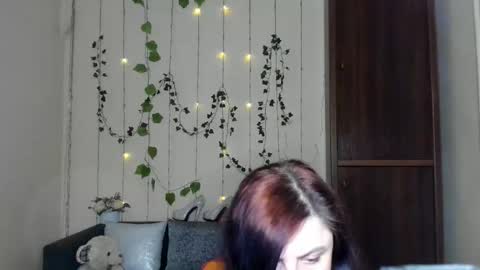 Jeneva online show from 04.30.26