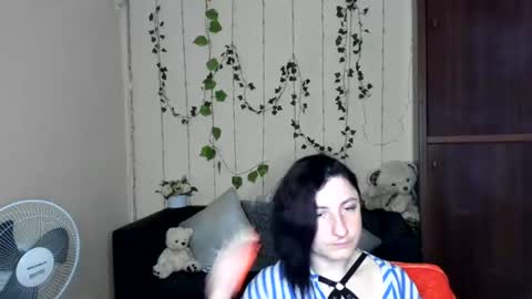 Snapshot of muse_kity_jeneva chatting on 06.18.26 Jeneva online show from 06.18.26