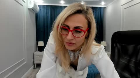 Diana online show from 01.24.25