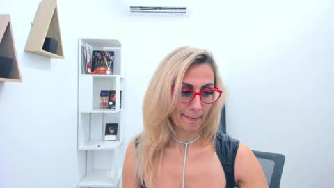 Diana online show from 01.26.25