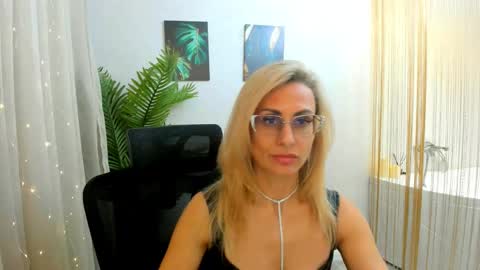 Diana online show from 02.21.25