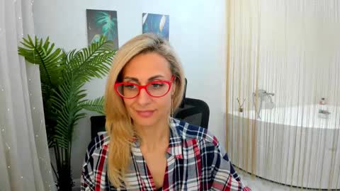 Diana online show from 02.24.25