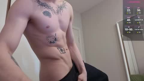 Snapshot of mvpzxc chatting on 09.29.25 1x1 online show from 09.29.25