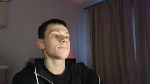 Snapshot of mvpzxc chatting on 10.27.25 1x1 online show from 10.27.25