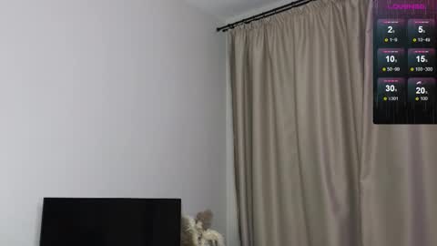 Snapshot of mvpzxc chatting on 11.18.25 1x1 online show from 11.18.25