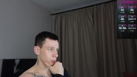 Snapshot of mvpzxc chatting on 12.19.25 1x1 online show from 12.19.25