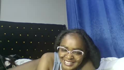 Snapshot of mwana69 chatting on 05.20.26 mwana69 online show from 05.20.26