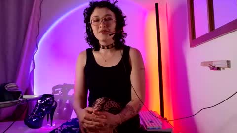 Snapshot of mx_anouk_divine chatting on 02.08.26 Mx. Anouk Divine online show from 02.08.26