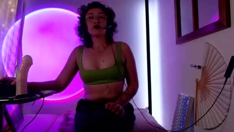 Mx. Anouk Divine online show from 03.02.26