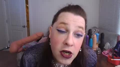 Mx Charlotte online show from 10.08.25