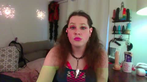 Snapshot of mxsissycharlotte chatting on 06.23.26 Mx Charlotte online show from 06.23.26
