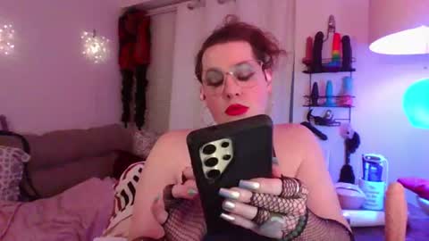 Snapshot of mxsissycharlotte chatting on 06.29.26 Mx Charlotte online show from 06.29.26