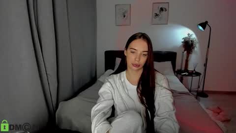 Snapshot of my_coco chatting on 12.14.24 katie online show from 12.14.24