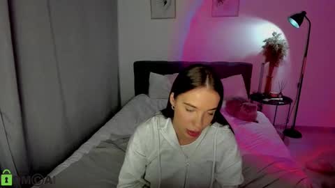 Snapshot of my_coco chatting on 12.16.24 katie online show from 12.16.24