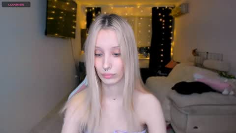 Snapshot of my_dia chatting on 01.20.25 Diana online show from 01.20.25