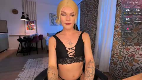 Sandra Muse online show from 10.18.25