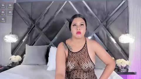 Mariana Evans online show from 07.30.26