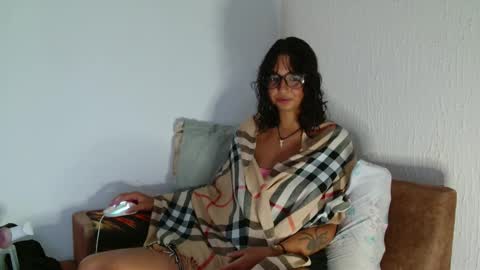Snapshot of myamillor chatting on 02.16.26 myamillor online show from 02.16.26