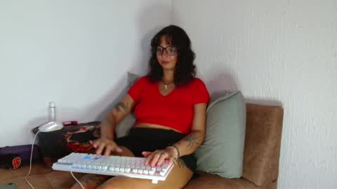 Snapshot of myamillor chatting on 03.06.26 myamillor online show from 03.06.26