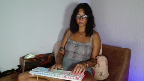 Snapshot of myamillor chatting on 03.29.26 myamillor online show from 03.29.26