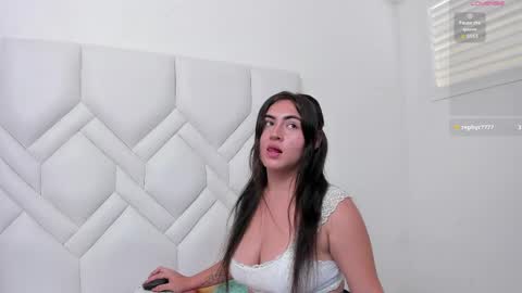 LINDA  AND EMILIO online show from 05.02.26