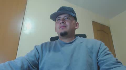 Snapshot of myke_andrade chatting on 01.06.25 myke_andrade online show from 01.06.25