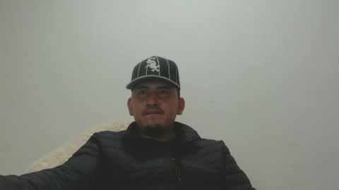 Snapshot of myke_andrade chatting on 02.25.25 myke_andrade online show from 02.25.25
