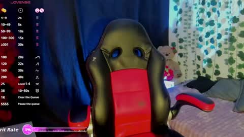 Snapshot of myomi_nix chatting on 07.15.26 myomi online show from 07.15.26
