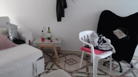 Myrna Sessions online show from 01.24.25