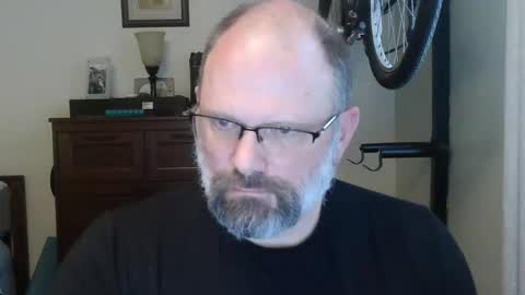 Just hanging out - No pressure online show from 05.04.26