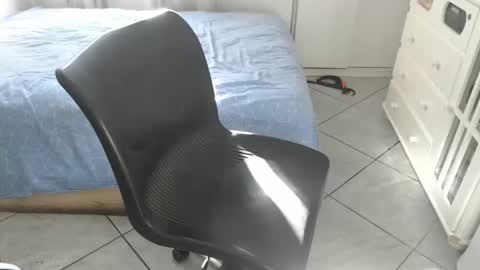 Snapshot of mysterbearmg chatting on 01.11.26 mysterbearmg online show from 01.11.26