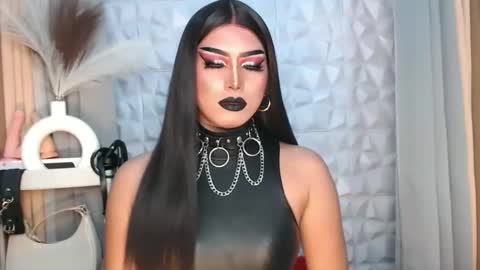 Snapshot of mysterious_diva chatting on 09.10.25 SUPPORT GODDESS TRISHA AND DONT FORGET TO FOLLOW ME online show from 09.10.25