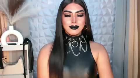 Snapshot of mysterious_diva chatting on 09.15.25 SUPPORT GODDESS TRISHA AND DONT FORGET TO FOLLOW ME online show from 09.15.25