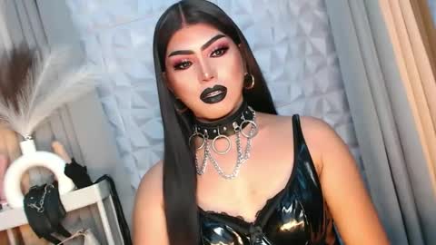 Snapshot of mysterious_diva chatting on 09.17.25 SUPPORT GODDESS TRISHA AND DONT FORGET TO FOLLOW ME online show from 09.17.25