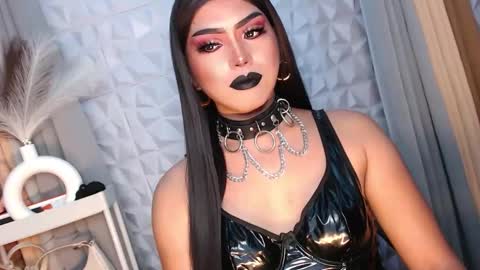 Snapshot of mysterious_diva chatting on 09.25.25 SUPPORT GODDESS TRISHA AND DONT FORGET TO FOLLOW ME online show from 09.25.25