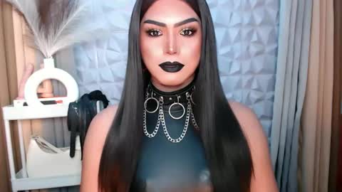 Snapshot of mysterious_diva chatting on 10.19.25 SUPPORT GODDESS TRISHA AND DONT FORGET TO FOLLOW ME online show from 10.19.25